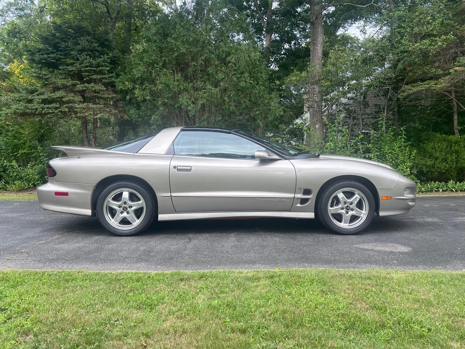 2002 Pontiac Firebird Trans Am 4th Gen - Image 2 of 31