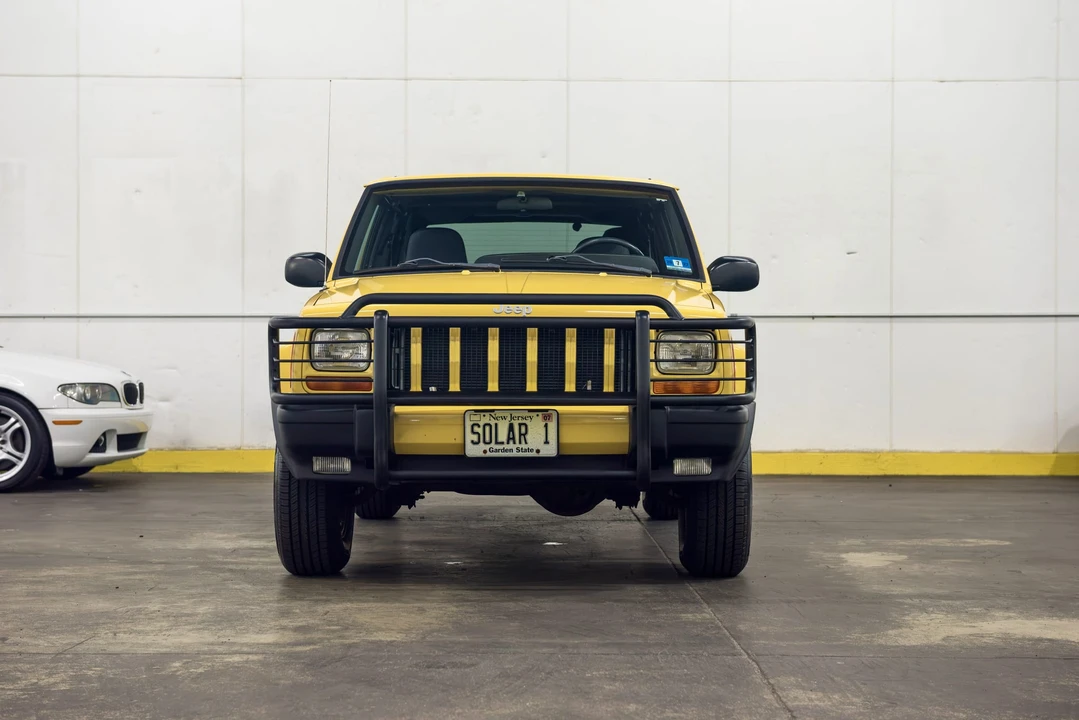 2001 Jeep XJ Cherokee - Image 18 of 31