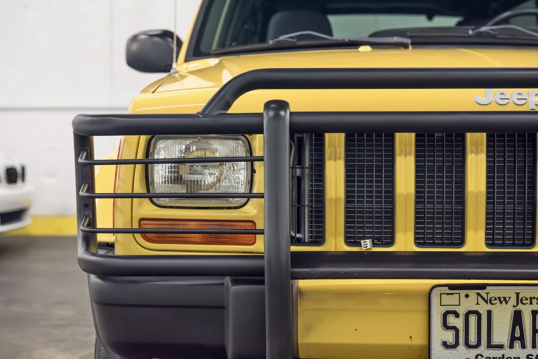 2001 Jeep XJ Cherokee - Image 24 of 31