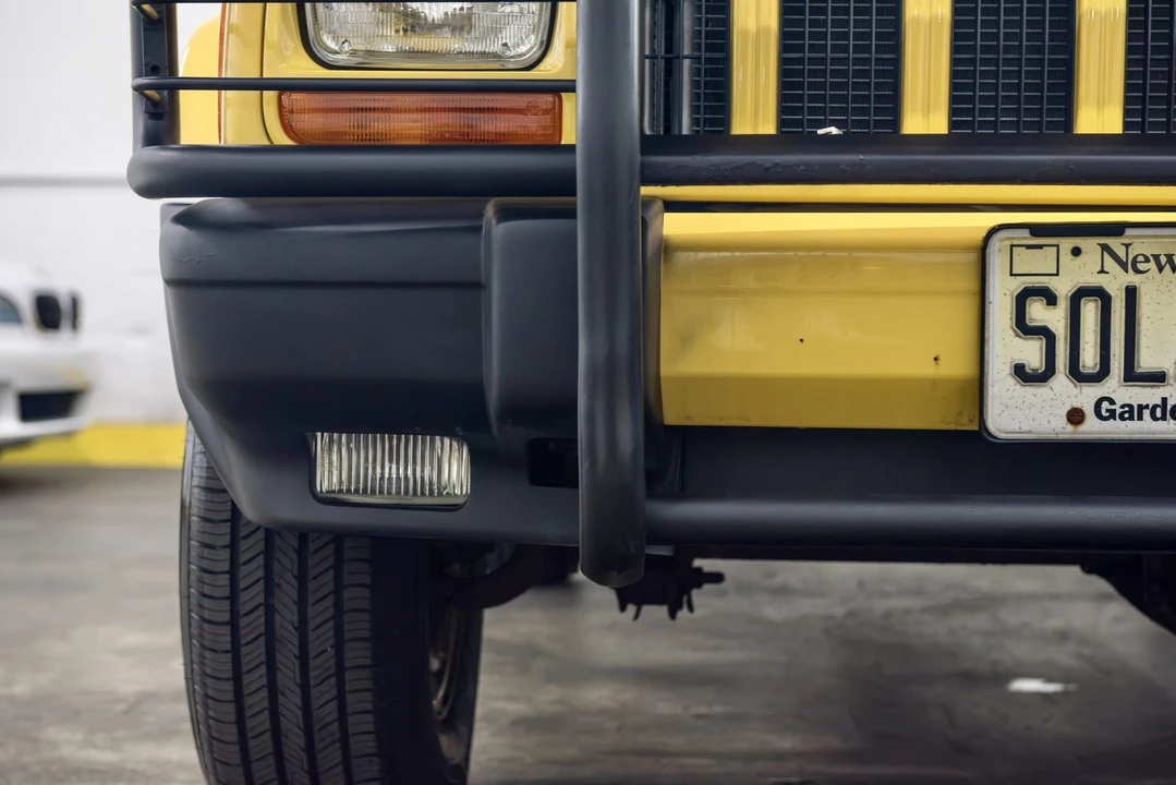 2001 Jeep XJ Cherokee - Image 27 of 31