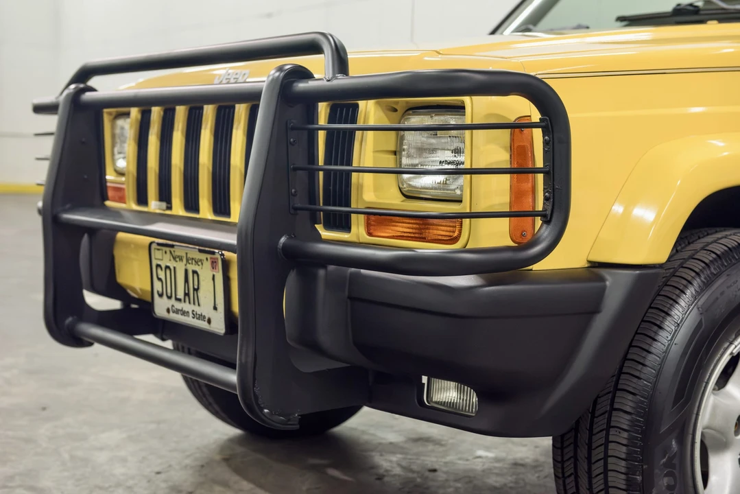 2001 Jeep XJ Cherokee - Image 21 of 31