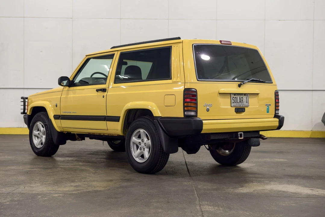 2001 Jeep XJ Cherokee - Image 7 of 31