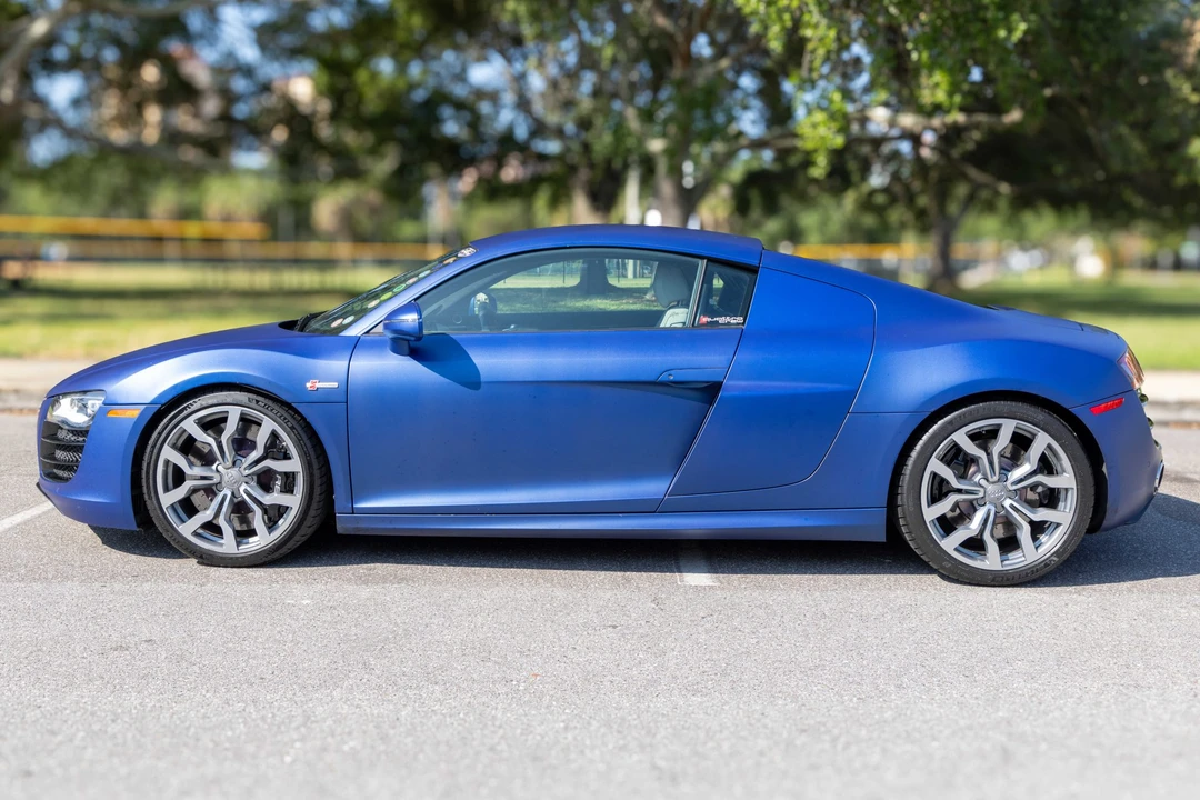2011 Audi 42 R8 - Image 8 of 31