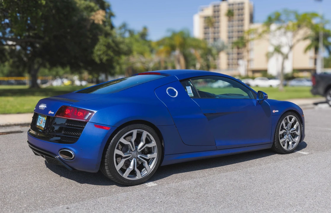 2011 Audi 42 R8 - Image 10 of 31