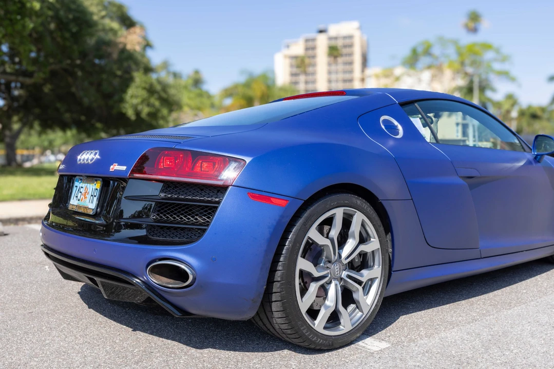 2011 Audi 42 R8 - Image 16 of 31