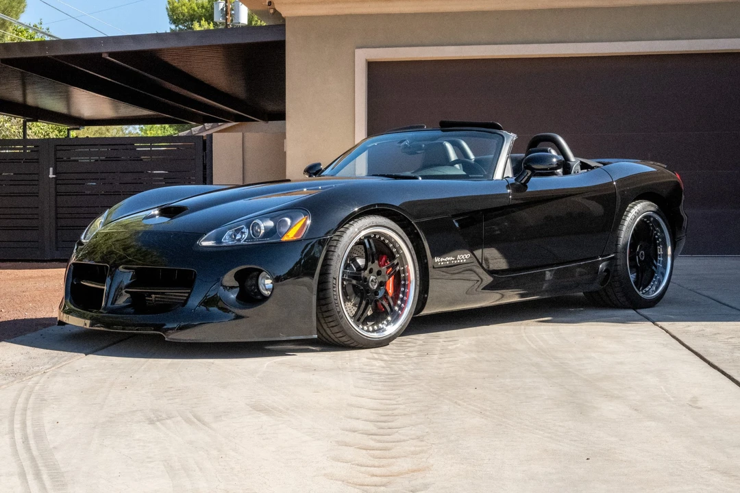 2005 Dodge Viper 3rd Gen - Image 2 of 31