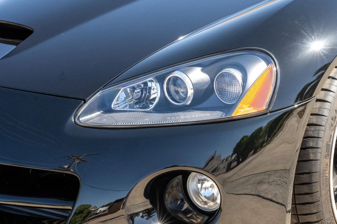 2005 Dodge Viper 3rd Gen - Image 22 of 31