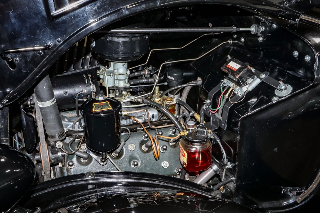 1935 Ford Model 48 & 68 - Image 3 of 11