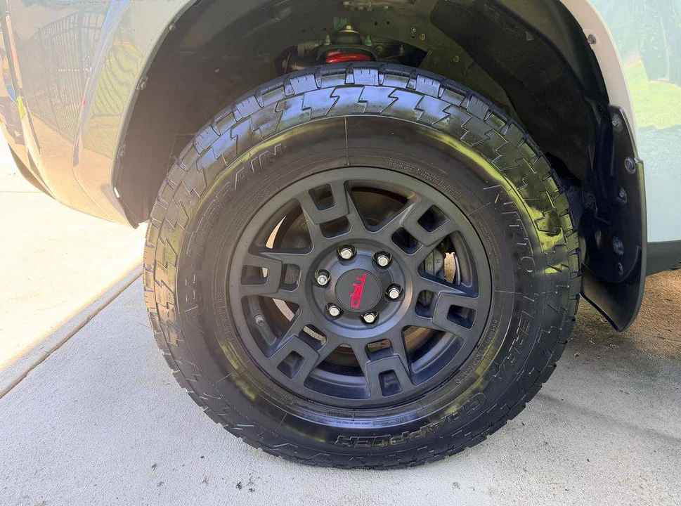 2017 Toyota 4Runner 5th Gen - Image 2 of 7