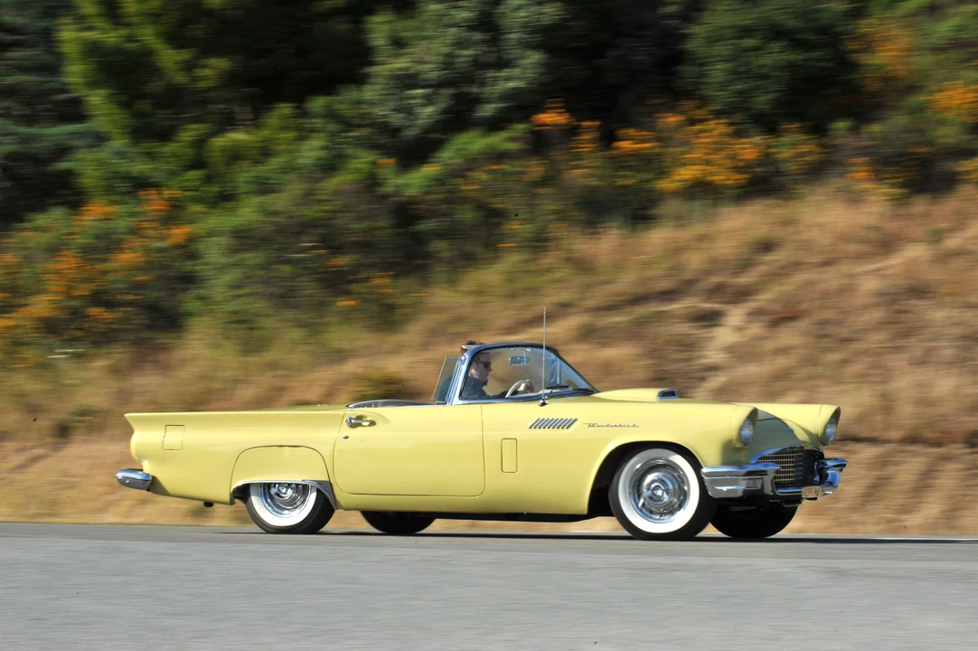 1957 Ford Thunderbird 1st Gen - Image 11 of 17