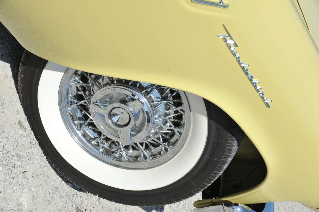 1957 Ford Thunderbird 1st Gen - Image 5 of 17