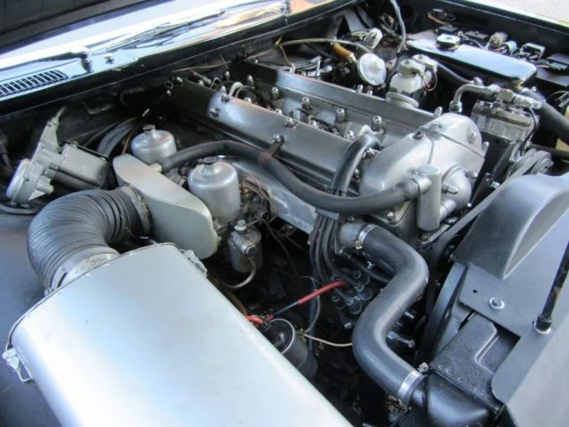 1966 Jaguar E-Type Series 1 - Image 2 of 5