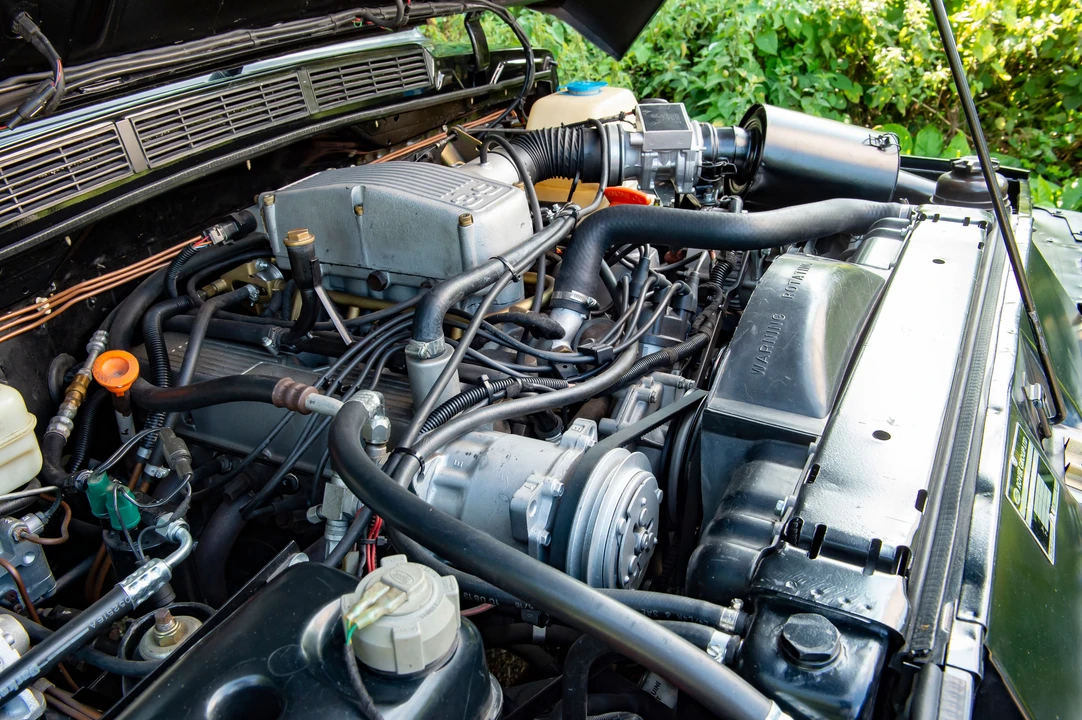 1995 Land Rover Range Rover Classic - Image 12 of 27