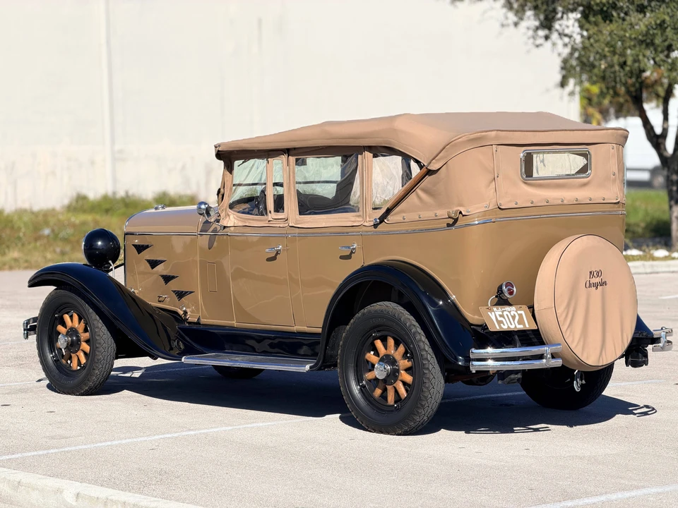 1930 Chrysler - Image 2 of 11