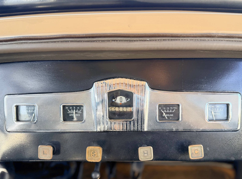 1930 Chrysler - Image 10 of 11