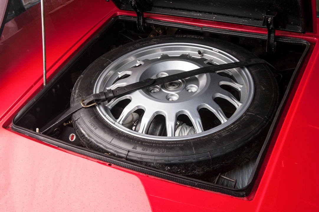 1983 Lamborghini Jalpa - Image 19 of 24