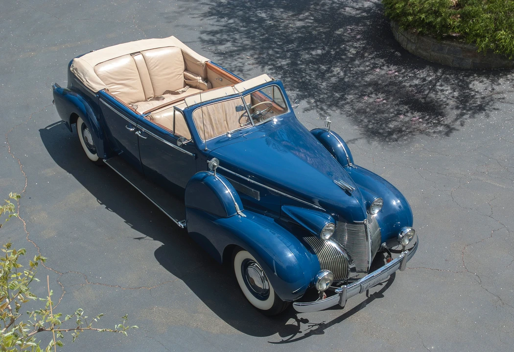 1939 Cadillac Series 70 & 75 - Image 3 of 7
