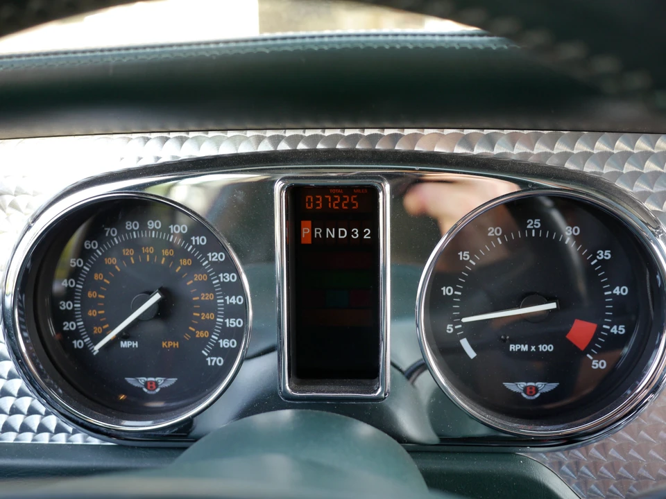 1998 Bentley Continental R - Image 4 of 8