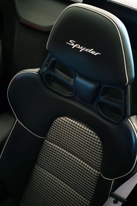 2021 Porsche 718 Boxster Spyder - Image 11 of 25