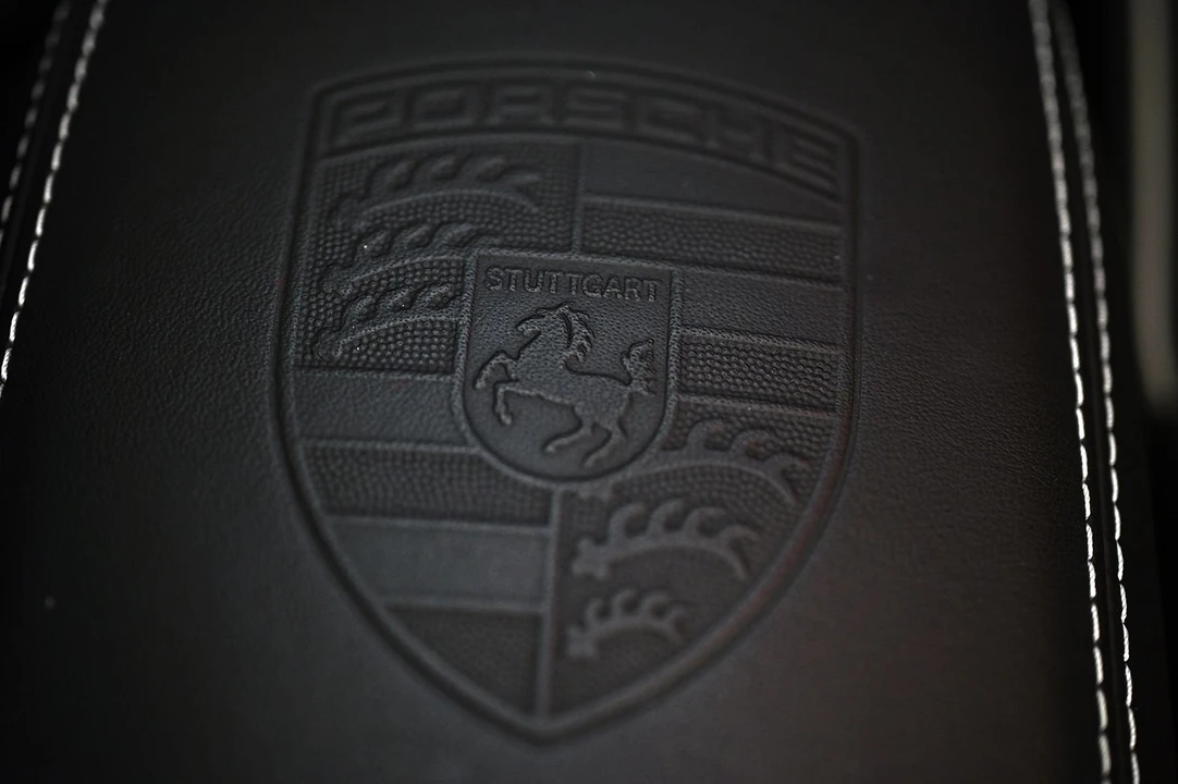 2021 Porsche 718 Boxster Spyder - Image 16 of 25