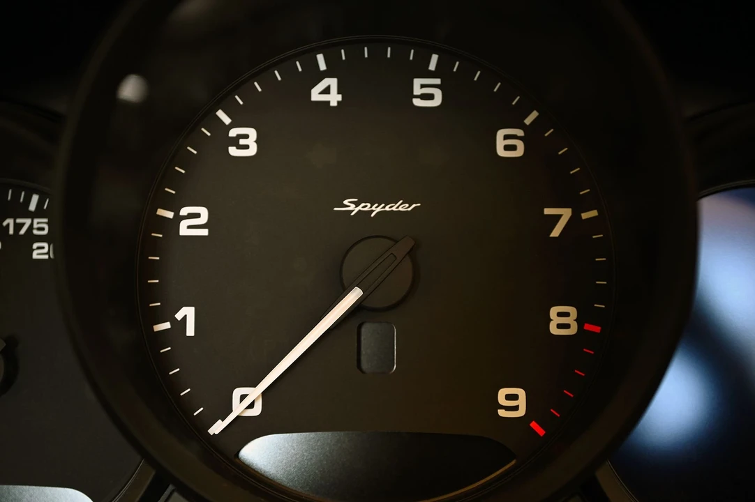 2021 Porsche 718 Boxster Spyder - Image 17 of 25