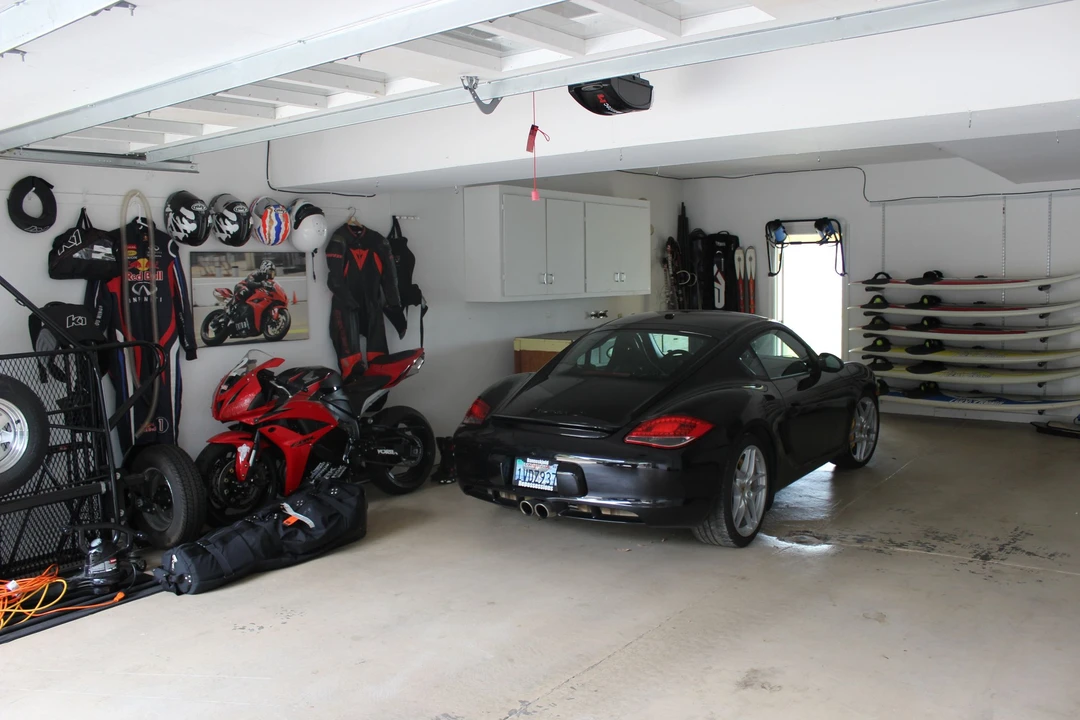 2011 Porsche 987 Cayman S - Image 2 of 20