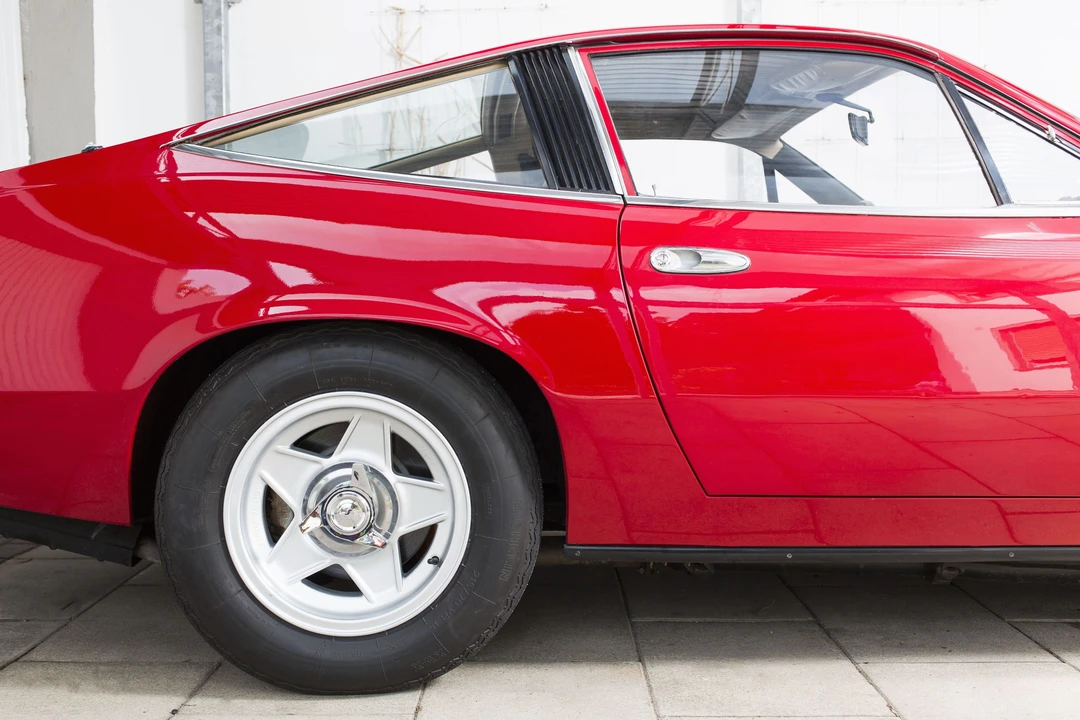 1972 Ferrari 365 GTC/4 - Image 6 of 14