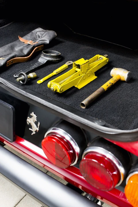 1972 Ferrari 365 GTC/4 - Image 9 of 14