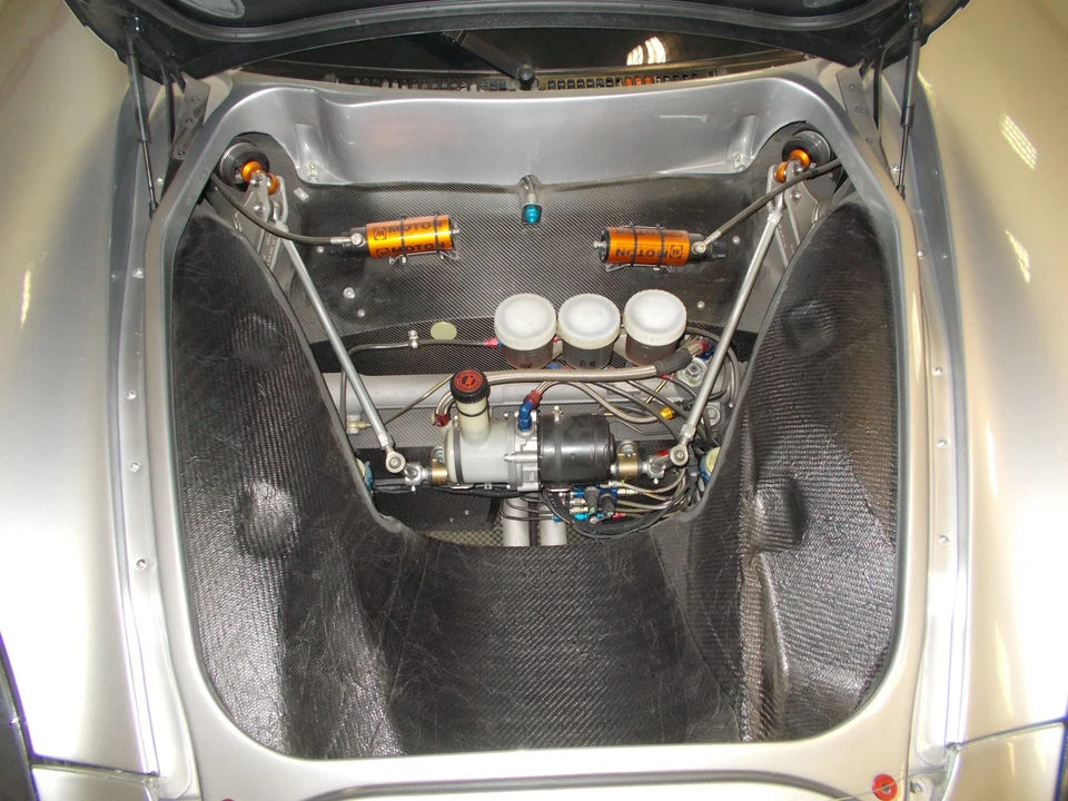 2005 Porsche Carrera GT - Image 5 of 6