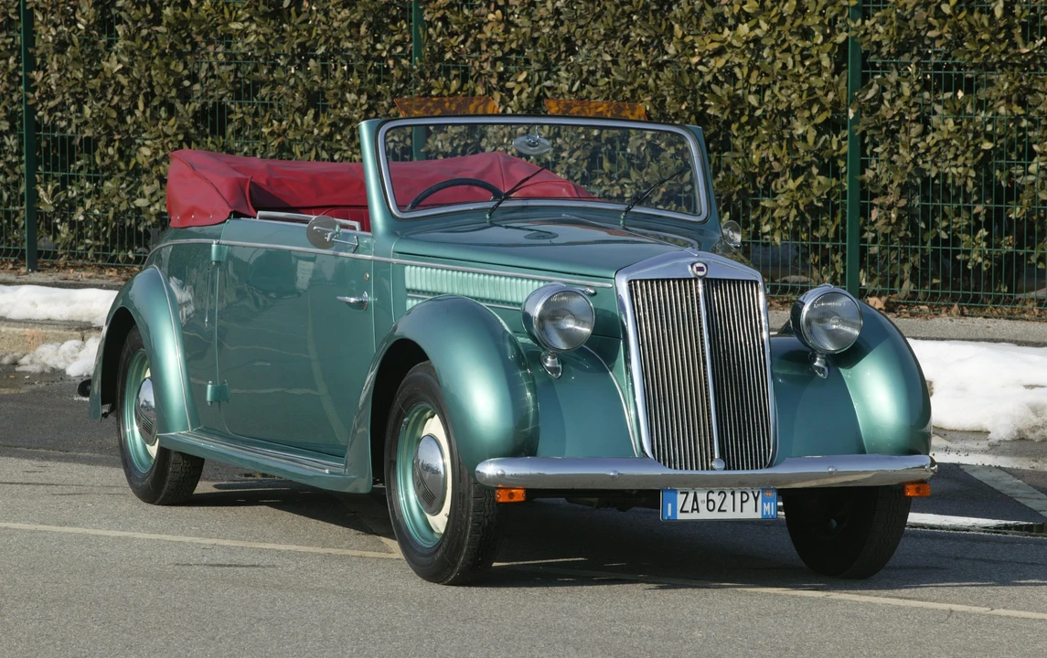 1940 Lancia - Image 2 of 5