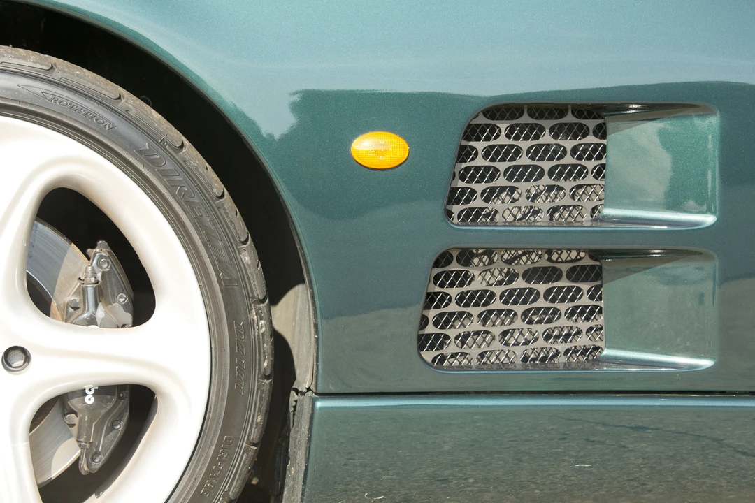 2000 Qvale Mangusta - Image 27 of 31