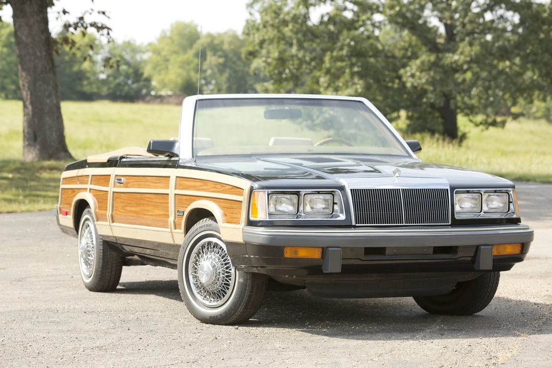 1986 Chrysler LeBaron - Image 3 of 31