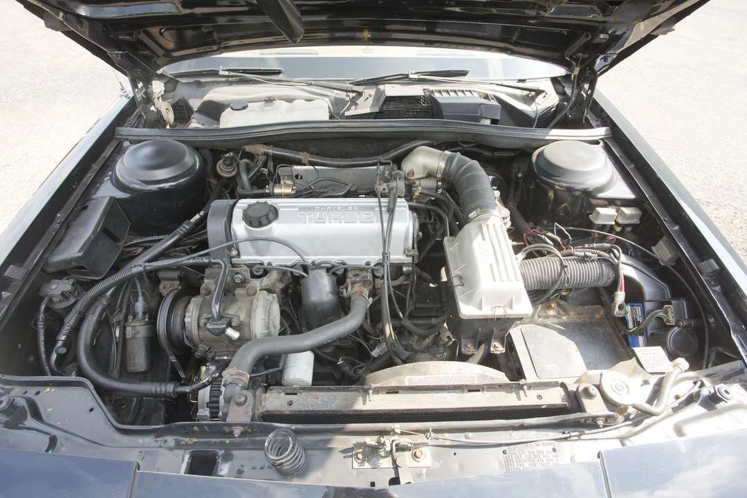 1986 Chrysler LeBaron - Image 12 of 31
