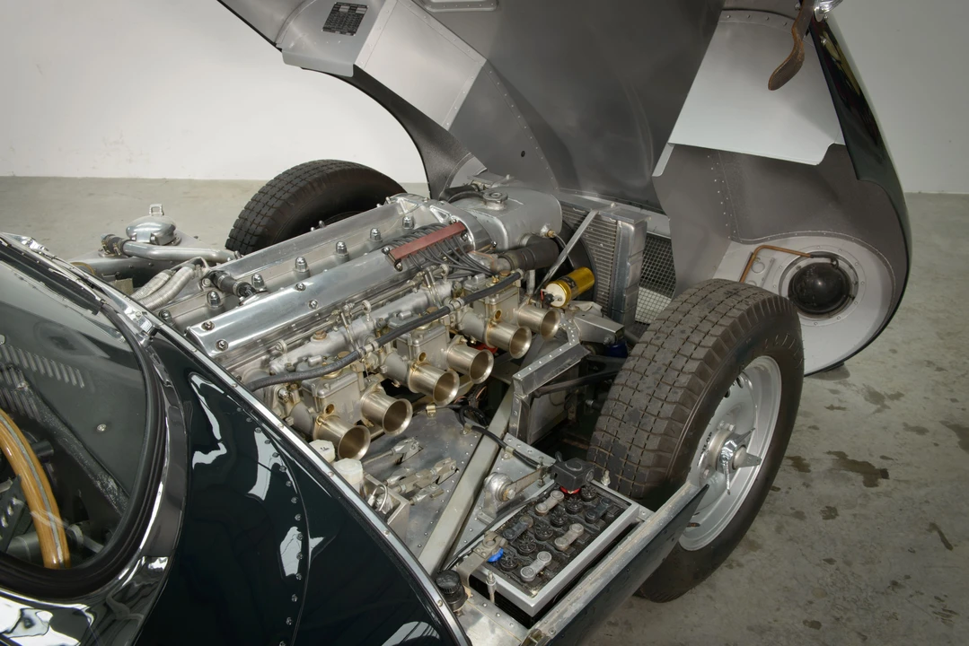 1988 Jaguar Replica - Image 22 of 31