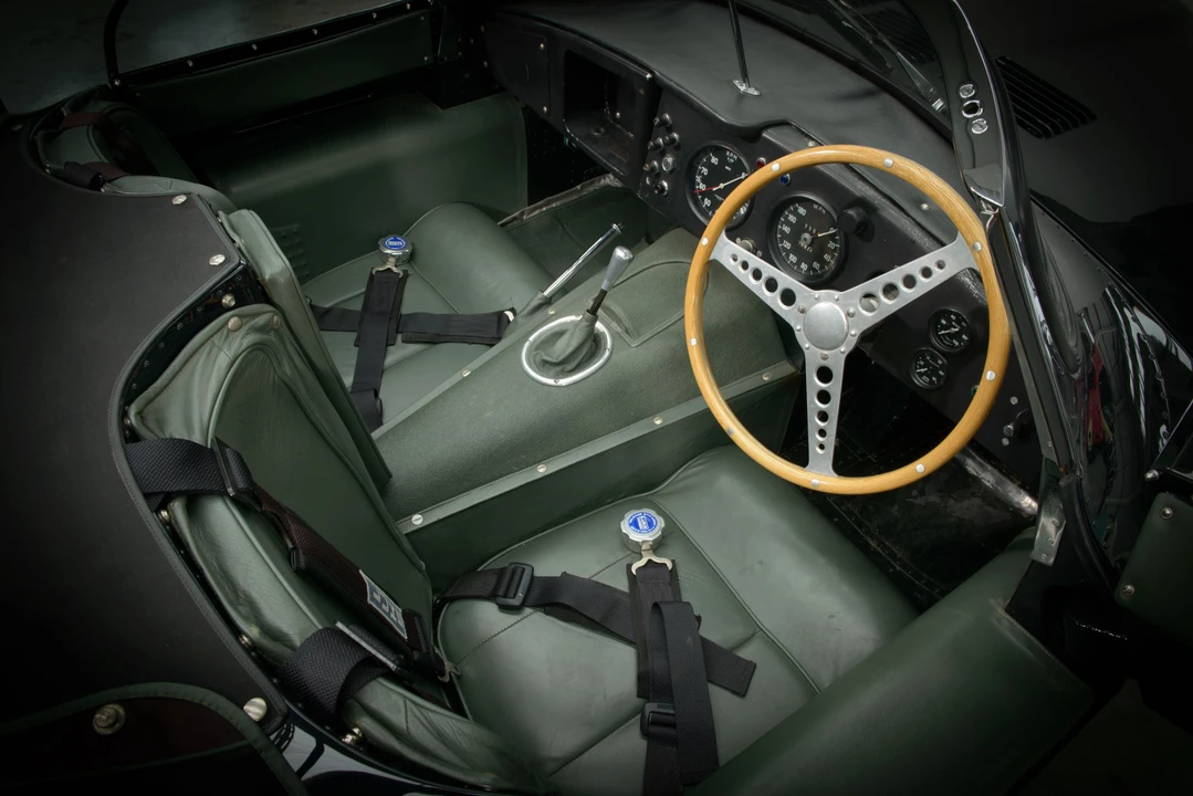 1988 Jaguar Replica - Image 24 of 31