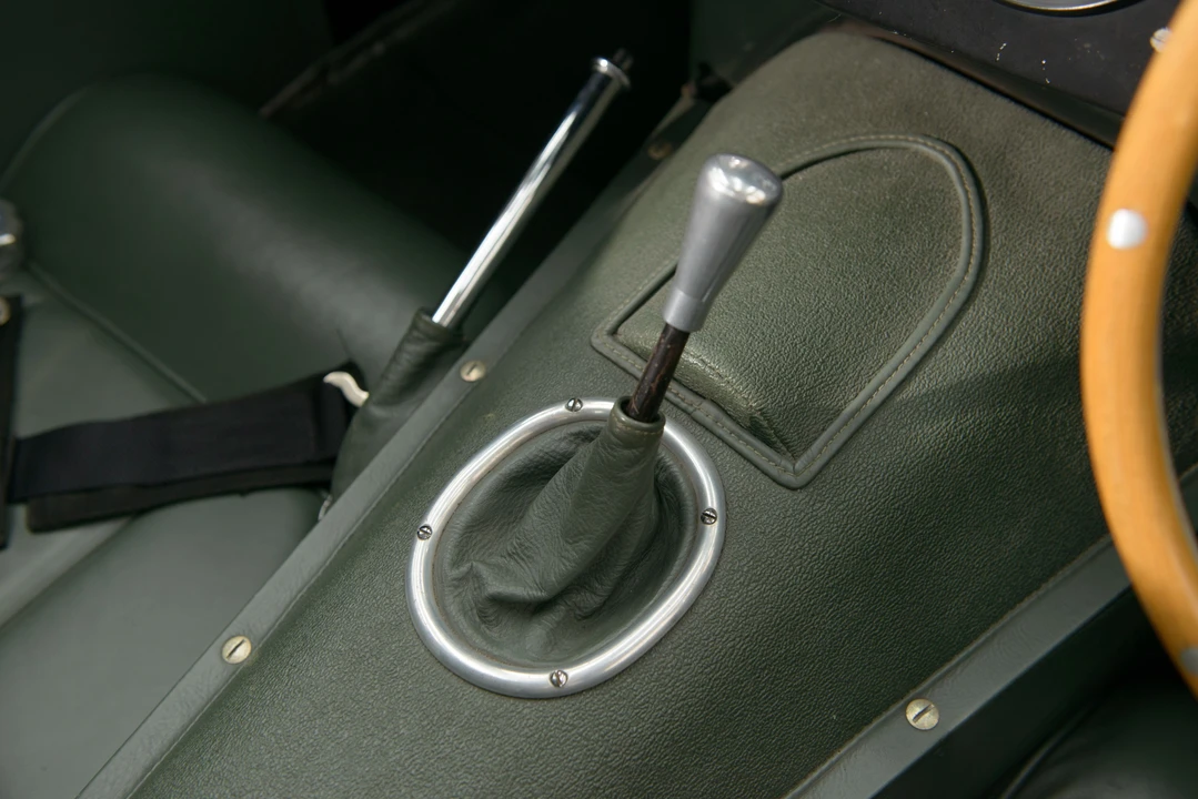 1988 Jaguar Replica - Image 11 of 31
