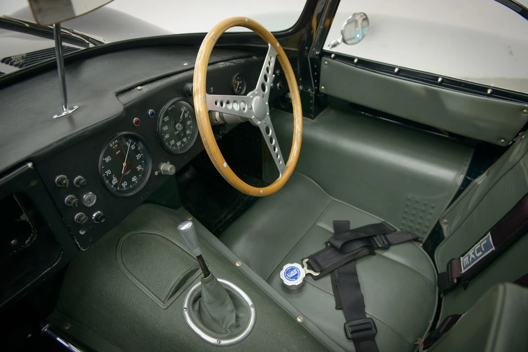1988 Jaguar Replica - Image 9 of 31