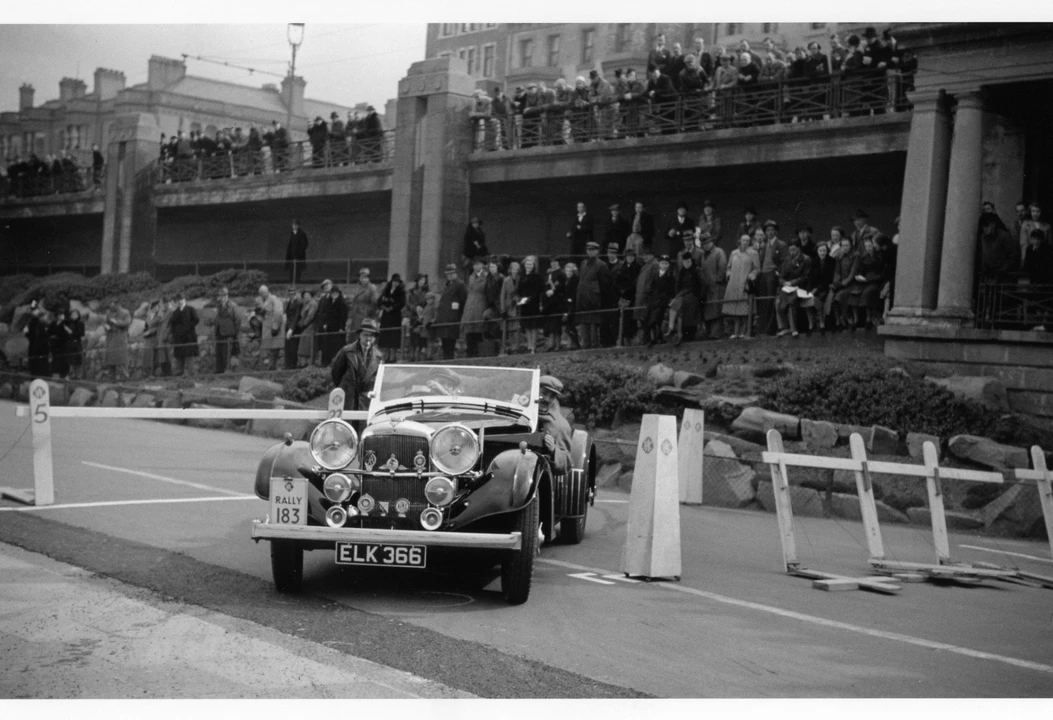 1937 Alvis - Image 4 of 31