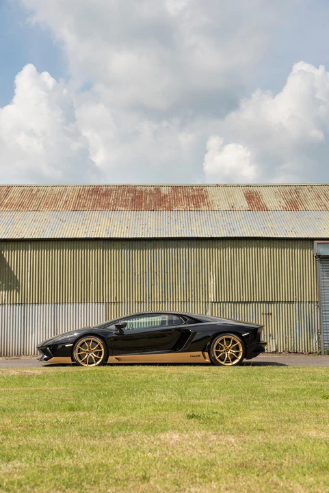 2016 Lamborghini Aventador LP700-4 - Image 28 of 31