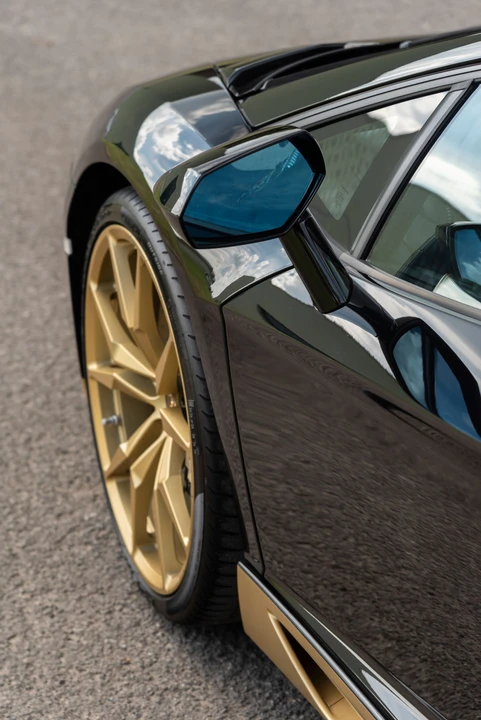 2016 Lamborghini Aventador LP700-4 - Image 20 of 31