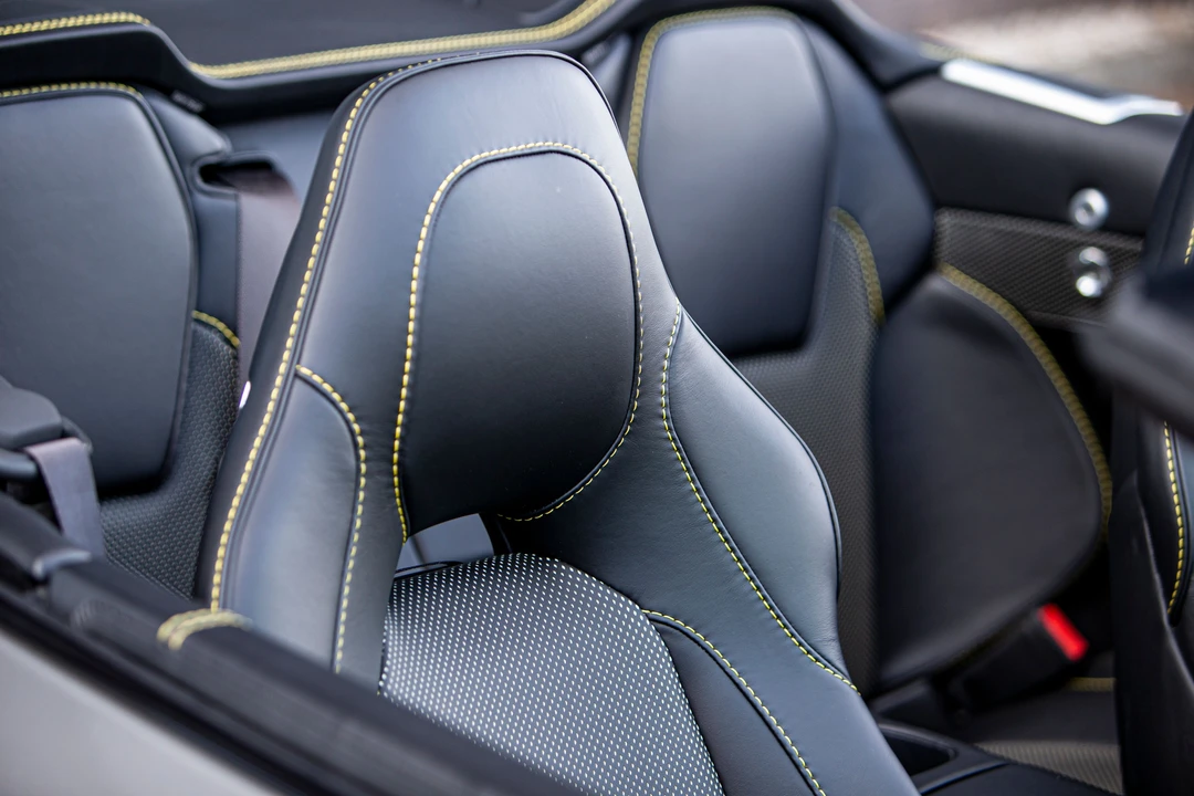 2015 Aston Martin Vanquish 2nd Gen - Image 29 of 31