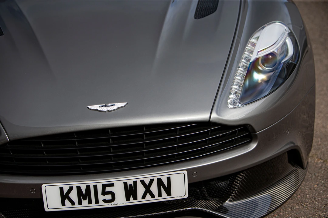 2015 Aston Martin Vanquish 2nd Gen - Image 26 of 31