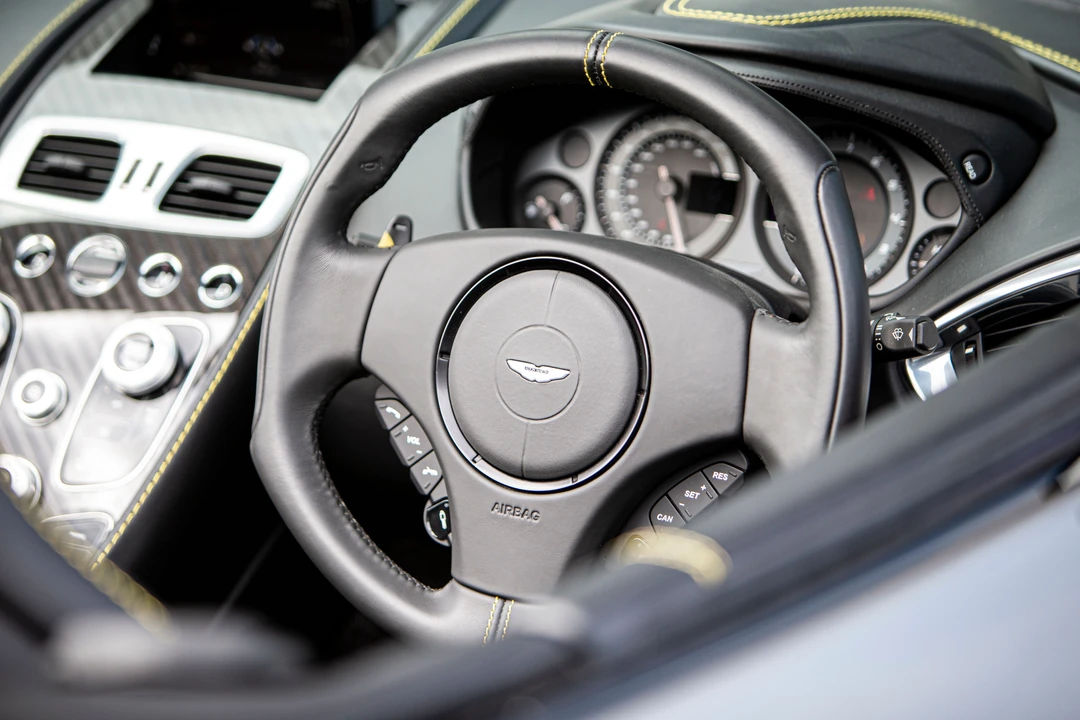 2015 Aston Martin Vanquish 2nd Gen - Image 2 of 31