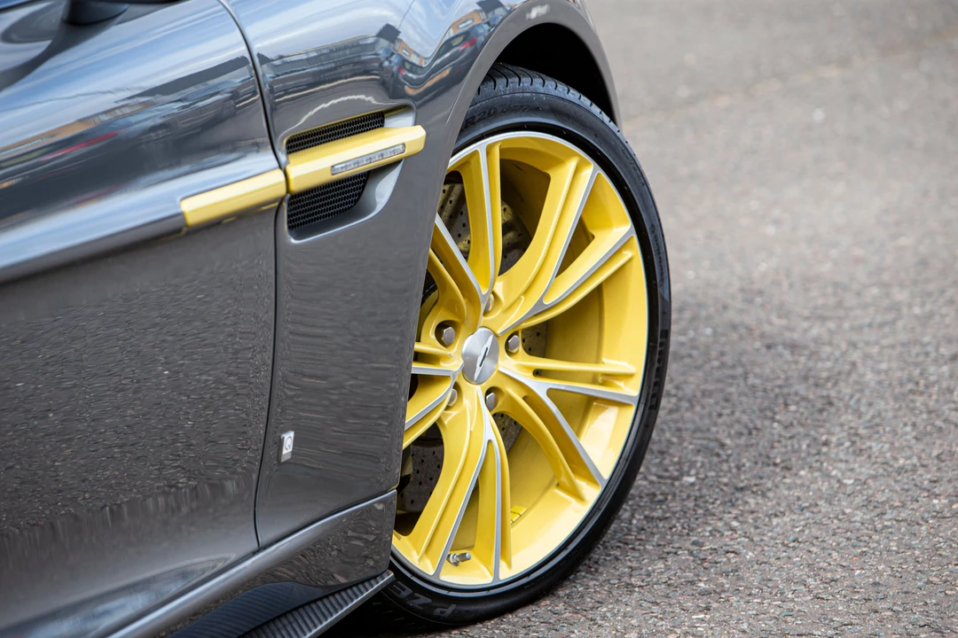 2015 Aston Martin Vanquish 2nd Gen - Image 10 of 31