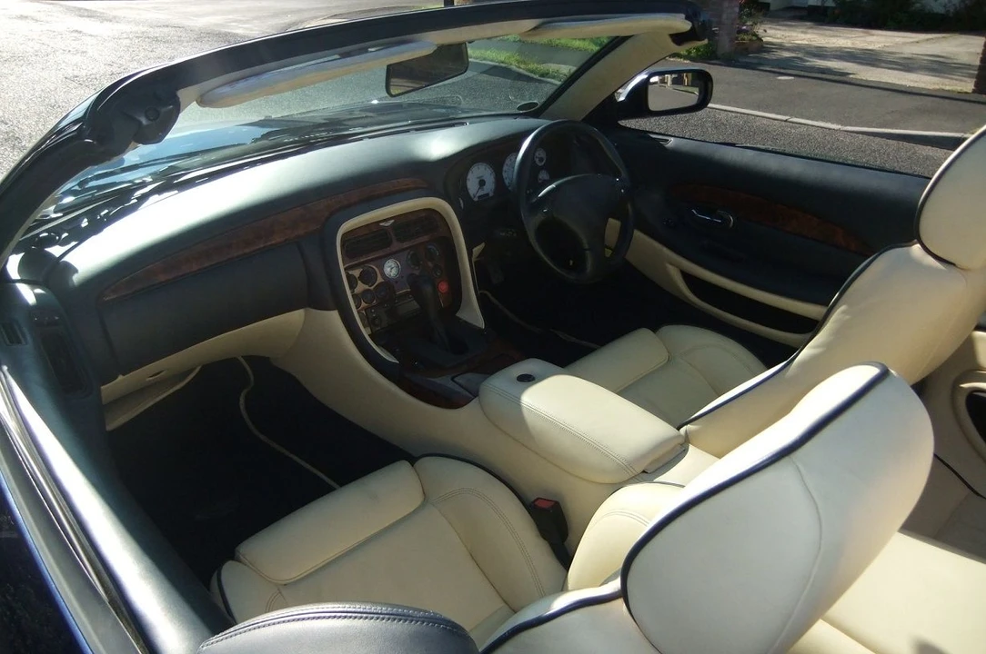 2002 Aston Martin DB7 Vantage - Image 7 of 10