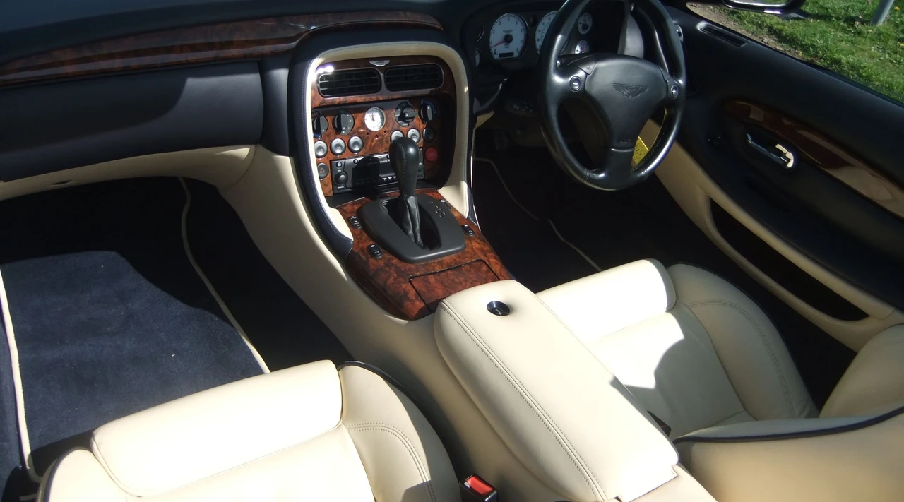 2002 Aston Martin DB7 Vantage - Image 2 of 10