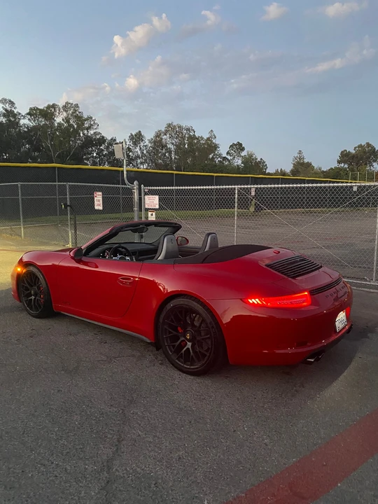 2015 Porsche 991 Carrera - Image 2 of 4