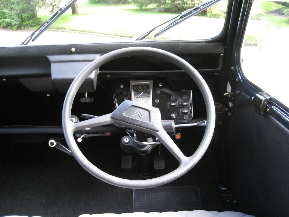 1987 Citroen 2CV - Image 16 of 16