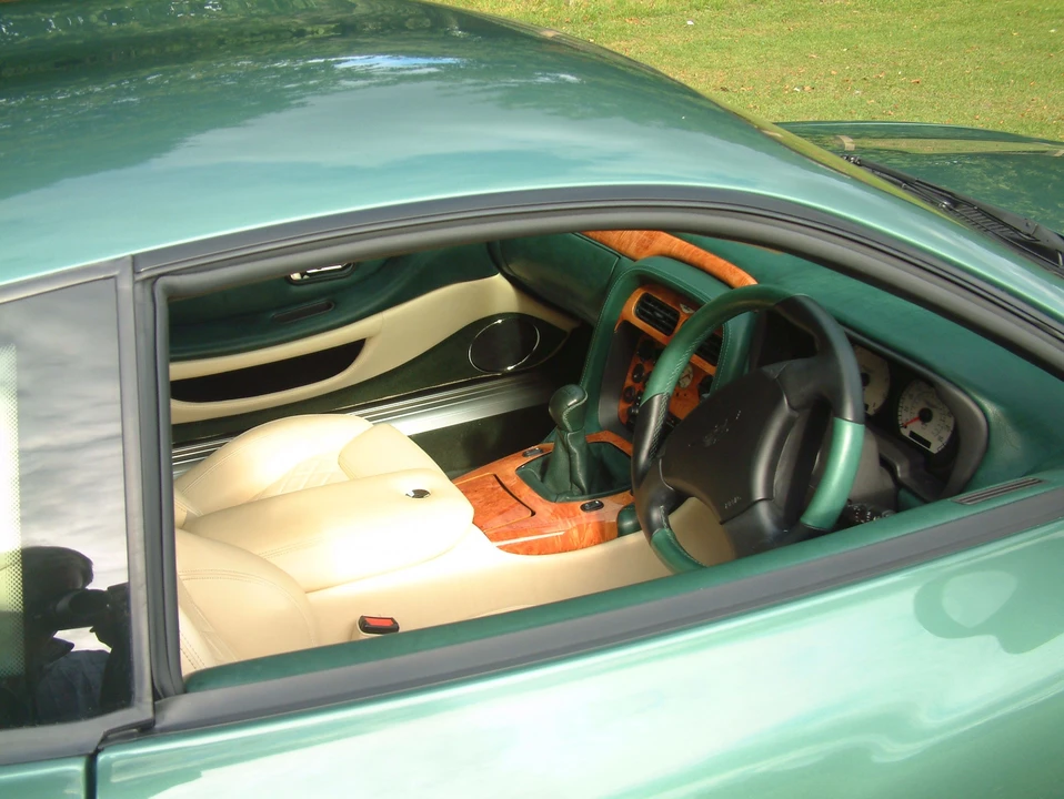2003 Aston Martin DB7 Zagato - Image 2 of 4