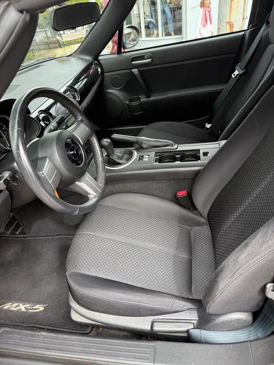 2006 Mazda NC MX-5 Miata - Image 6 of 10